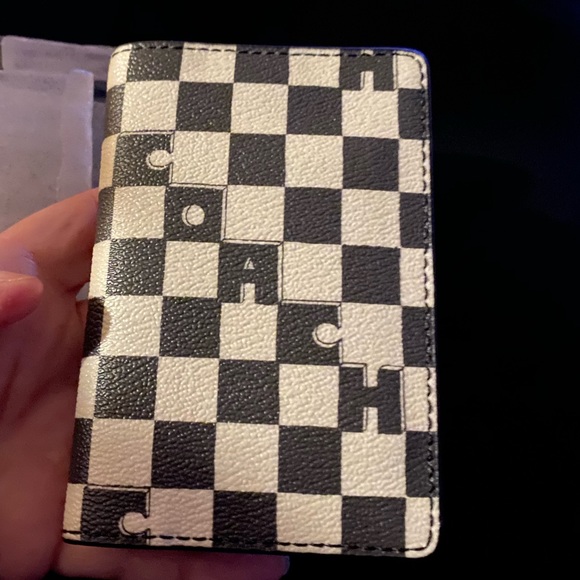NWT Limited edition checkerboard Coach card wallet - Picture 1 of 7